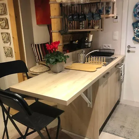 לינה וארוחת בוקר Cocon D'argile 3*